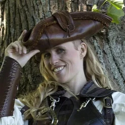 Epic Armoury Dreispitz Blackbeard, Braun