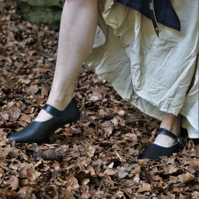 Epic Armoury Mittelalterliche Damenschuhe Astrid, Schwarz 5 Epic Armoury Mittelalterliche Damenschuhe Astrid, Schwarz – Bild 5